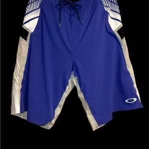 Men’s Vintage Oakley Hydrofuse Swim Trunks Size 34